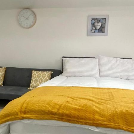Arena Apartments Лийдс Екстериор снимка