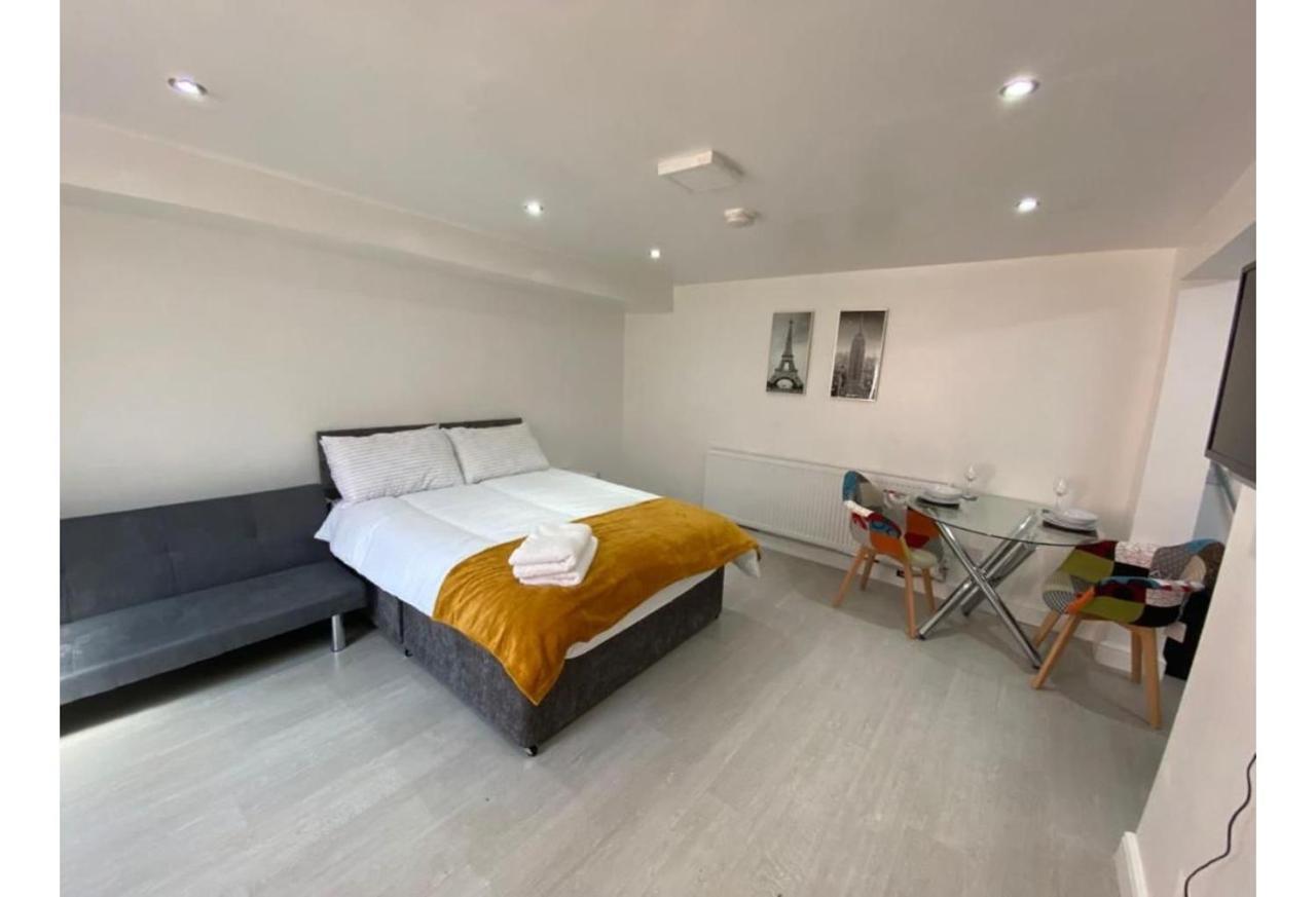 Arena Apartments Лийдс Екстериор снимка